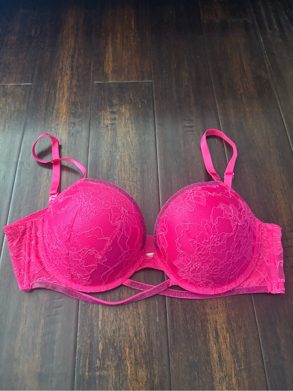 Victoria’s Secret hot pink very sexy push up lace bra size 38D